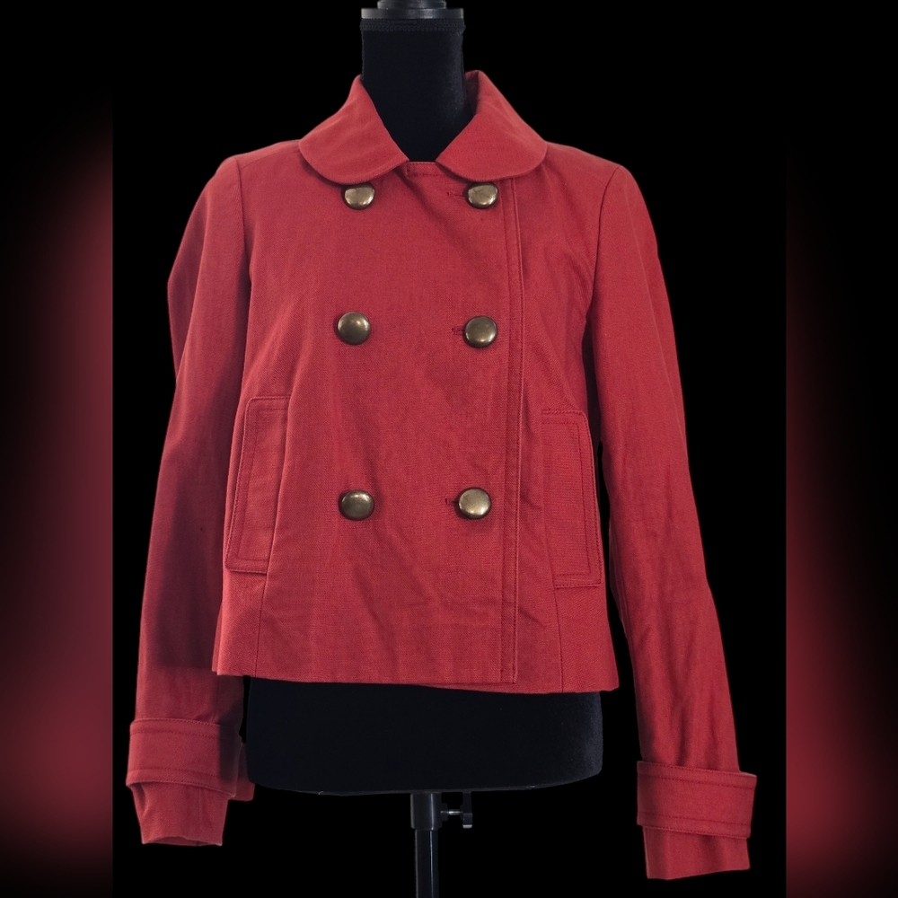 Stylish Double-Breasted Cropped Jacket - image 1